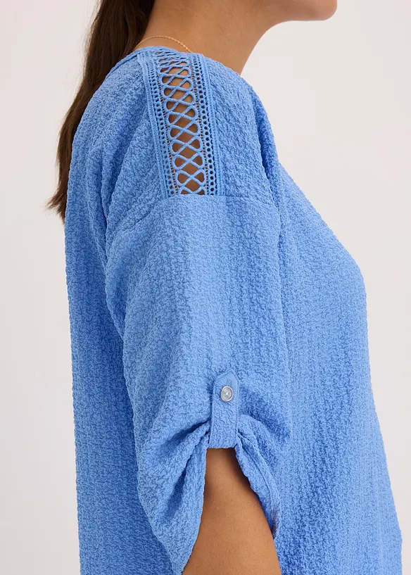 Blouse textur&eacute;e avec bande de dentelle, bonprix