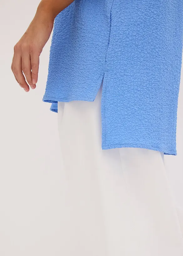 Blouse textur&eacute;e avec bande de dentelle, bonprix