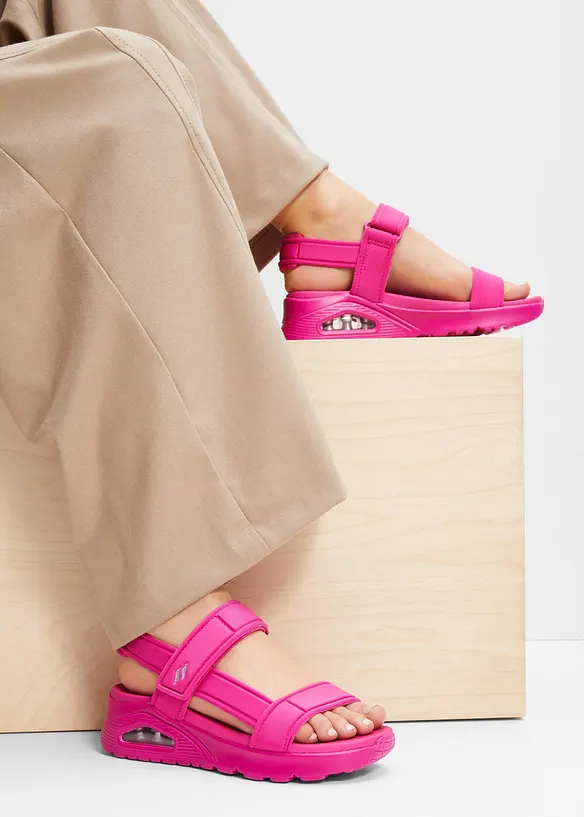 Sandales Skechers, Skechers