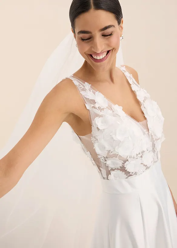 Robe de mariée en satin brillant avec application de fleurs, bonprix