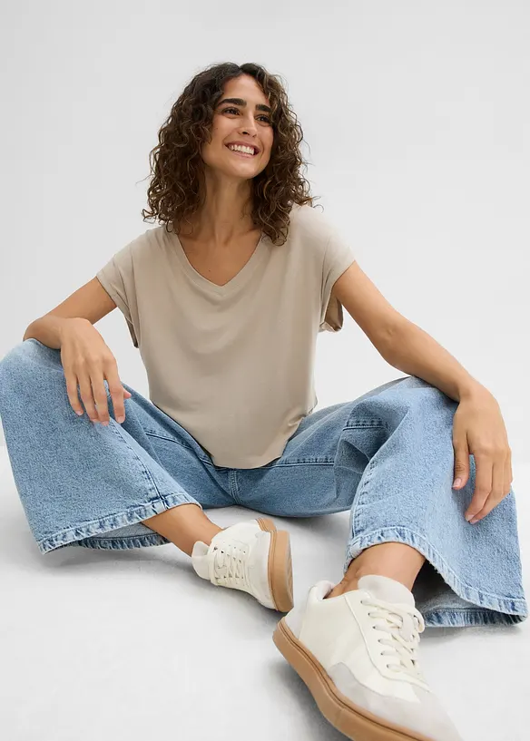 T-shirt fluide oversize en viscose mélangée, bonprix