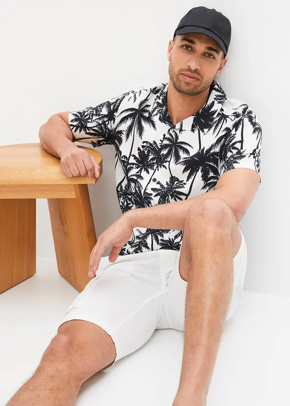 Chemise manches courtes Slim en viscose, bonprix