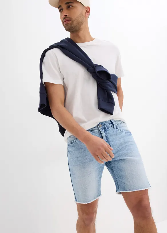 Bermuda en jean extensible à finitions effilochées, loose, bonprix