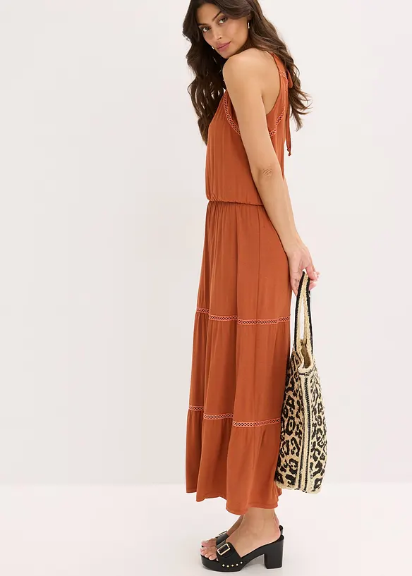 Robe longue avec empi&egrave;cements au crochet, bonprix