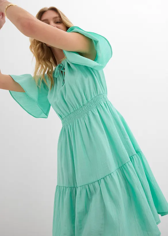 Robe courte et fluide en viscose mélangée, bonprix