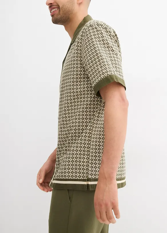 Chemise manches courtes en lin majoritaire, bonprix