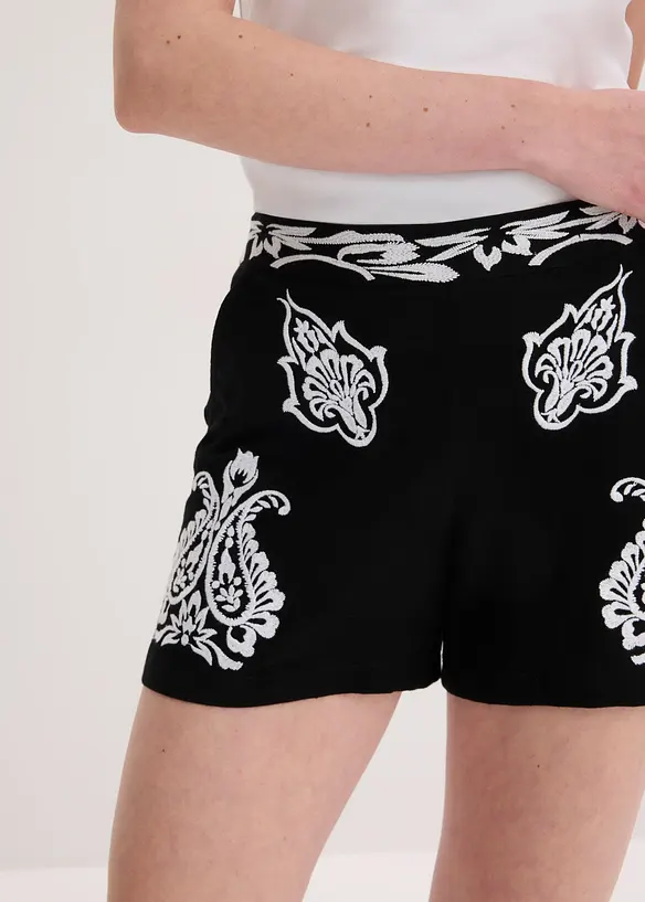Short brodé en viscose mélangée, bonprix