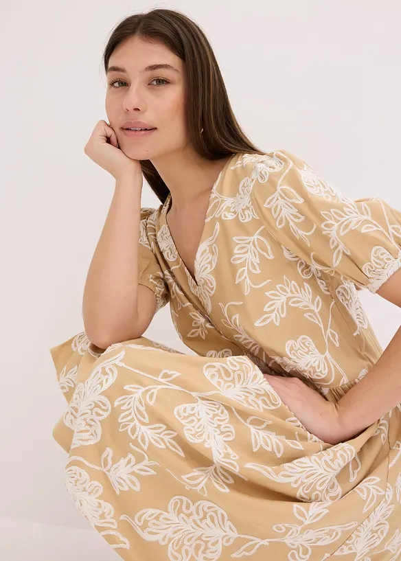 Robe-tunique brodée en viscose fluide, bonprix