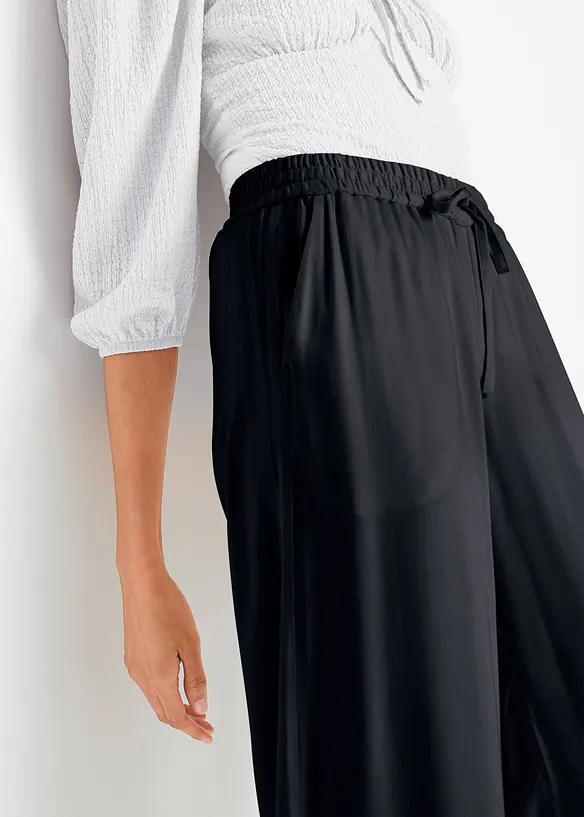 Pantalon fluide en viscose légèrement brillante, bonprix