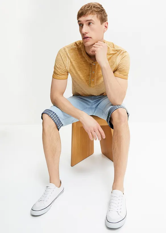 T-shirt col tunisien 100% coton, aspect délavé, bonprix