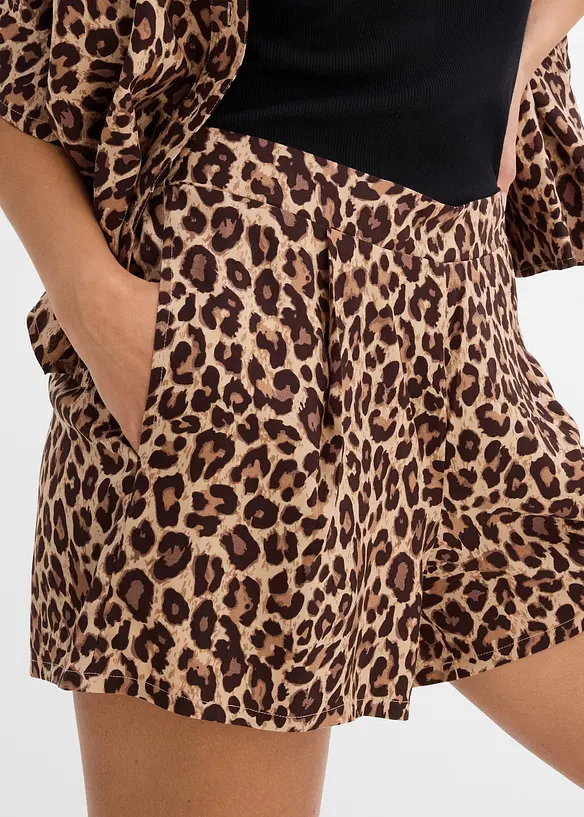 Short en viscose fluide, bonprix