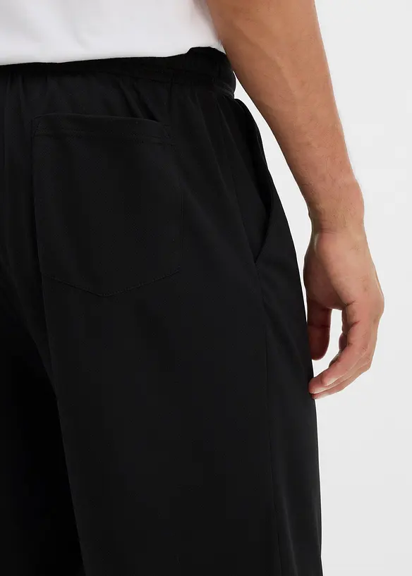 Short ample et léger en mesh, bonprix