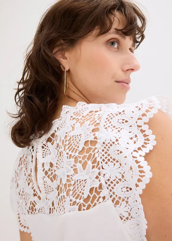 T-shirt à empiècement dentelle, bonprix