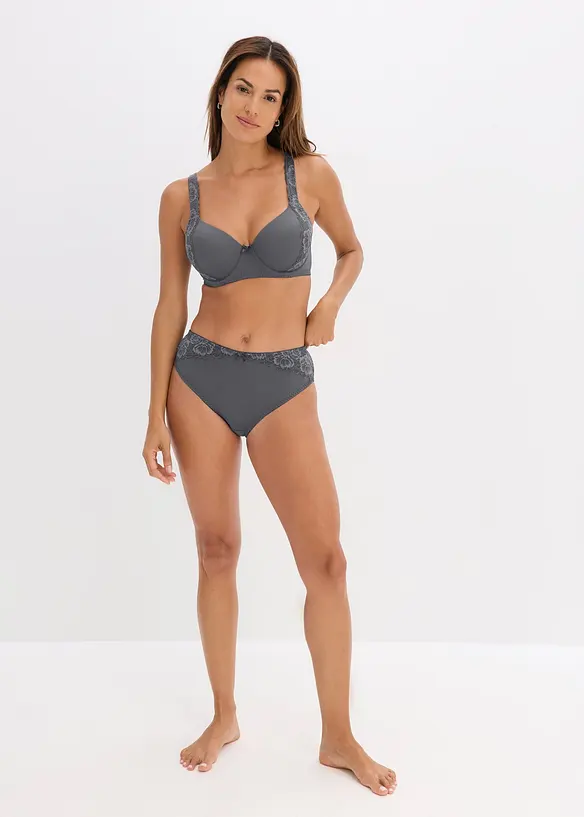 Soutien-gorge à coques et bretelles rembourrées, bonprix