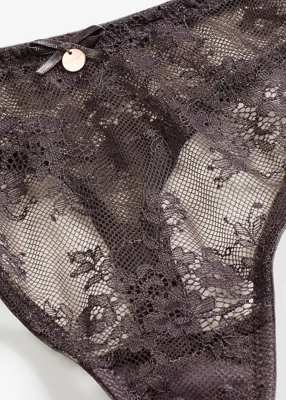 String en dentelle, bonprix