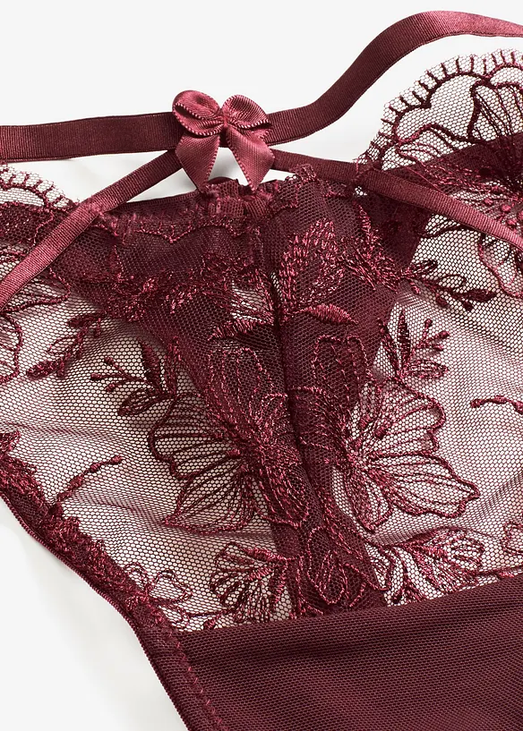 String avec de jolies broderies, bonprix