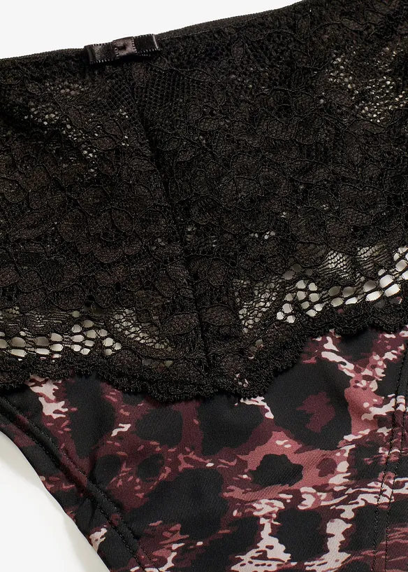 Shorty-string en dentelle, bonprix