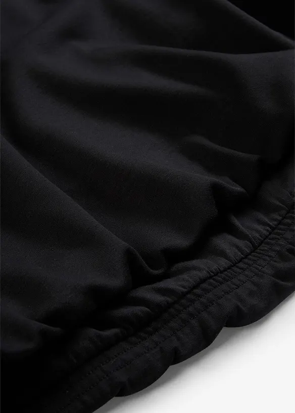 Sweat à capuche légèrement brillant en viscose mélangée, bonprix