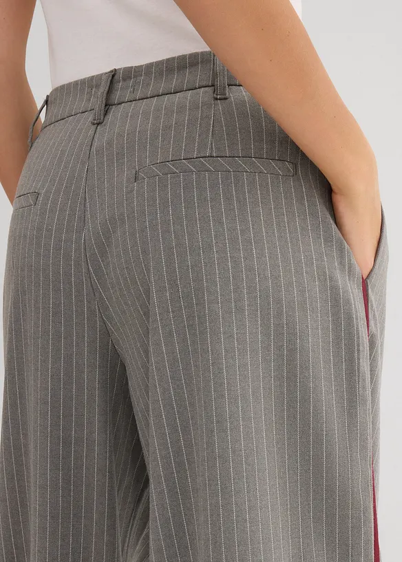 Pantalon à pinces et galon contrastant, bonprix