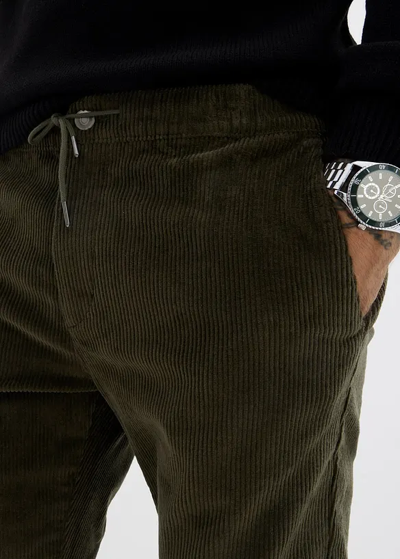 Pantalon jogger en velours côtelé extensible, Regular, bonprix