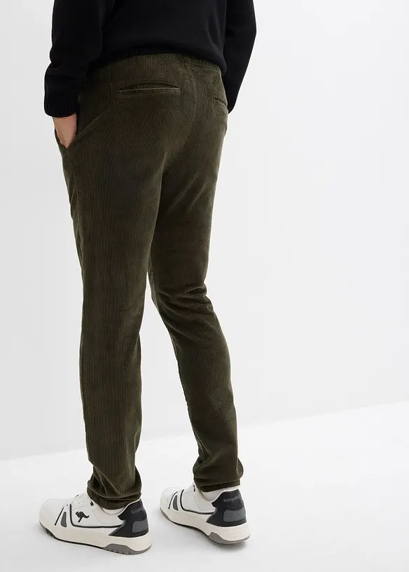 Pantalon jogger en velours côtelé extensible, Regular, bonprix