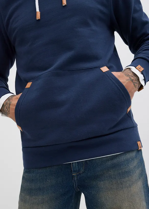 Sweat à capuche et détails enduits, bonprix