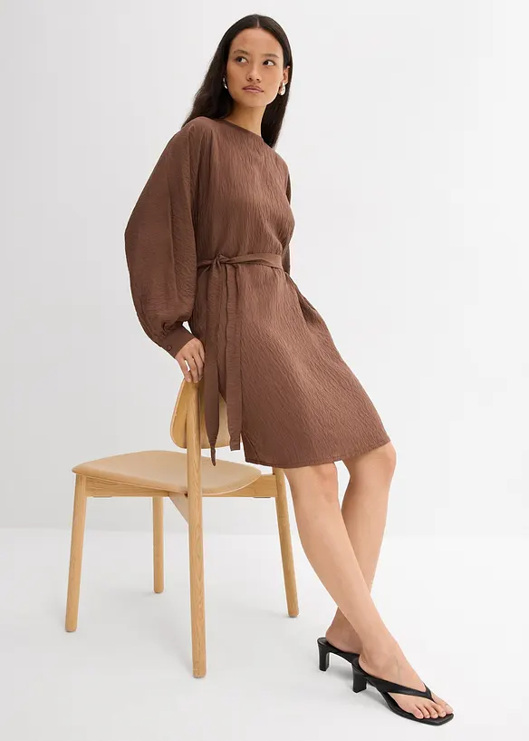 Robe courte et texturée en viscose extensible, bonprix