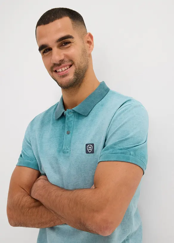 Polo en maille piquée à l’aspect délavé, bonprix