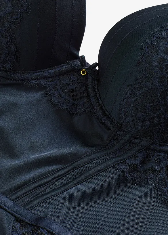 Body-string avec détails brillants, bonprix