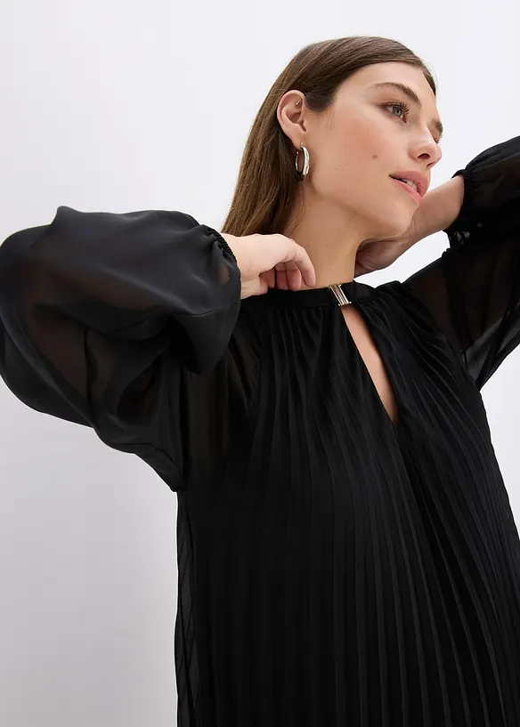Robe courte plissée en mousseline, bonprix