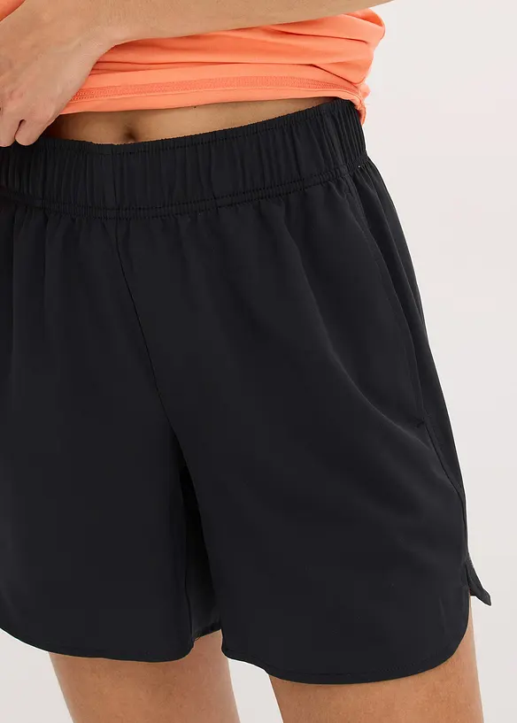 Short léger et technique à poches latérales, séchage rapide, bonprix