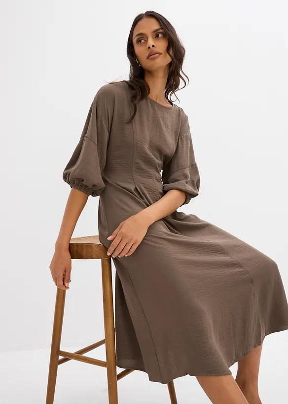 Robe en crépon, bonprix