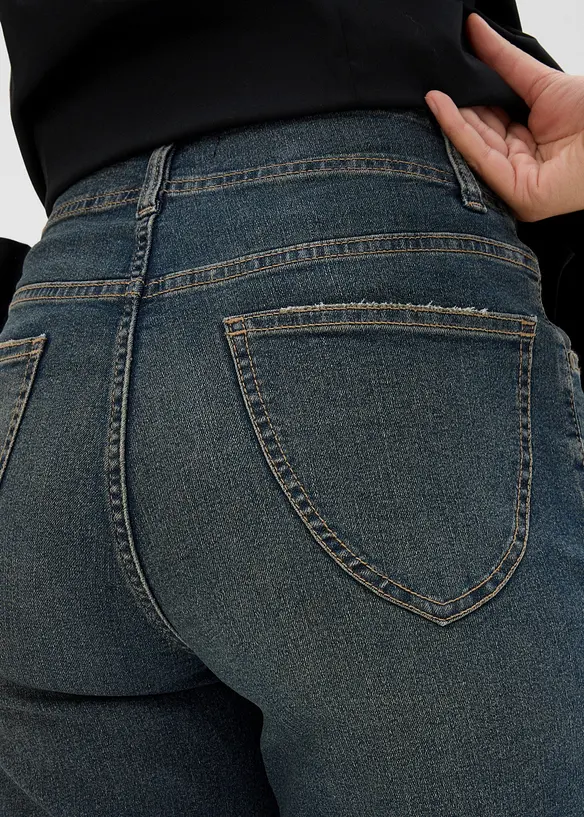 Jean mom taille haute, bonprix