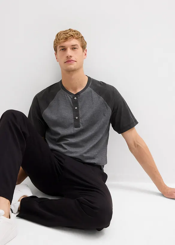 T-shirt d&eacute;lav&eacute; col tunisien 100% coton, bonprix