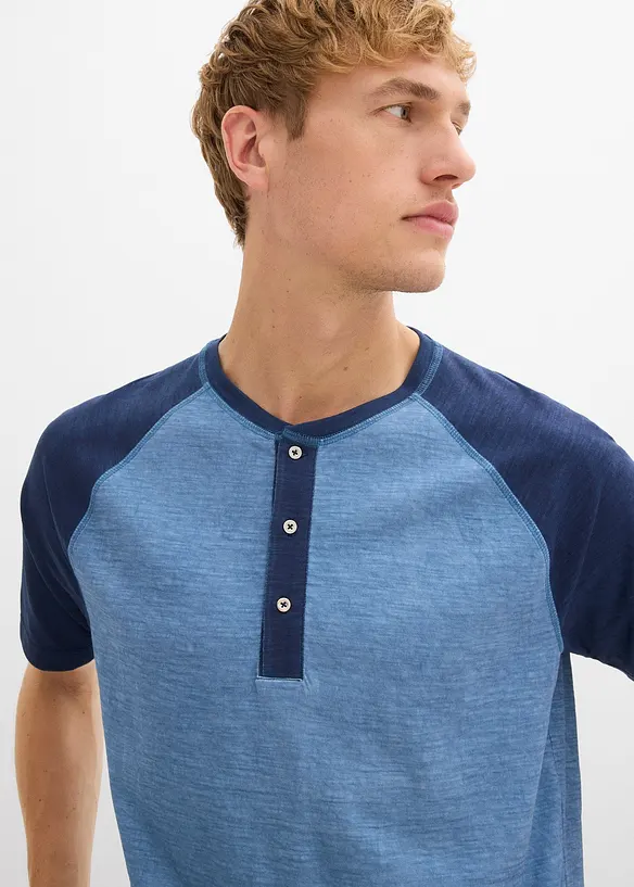 T-shirt d&eacute;lav&eacute; col tunisien 100% coton, bonprix