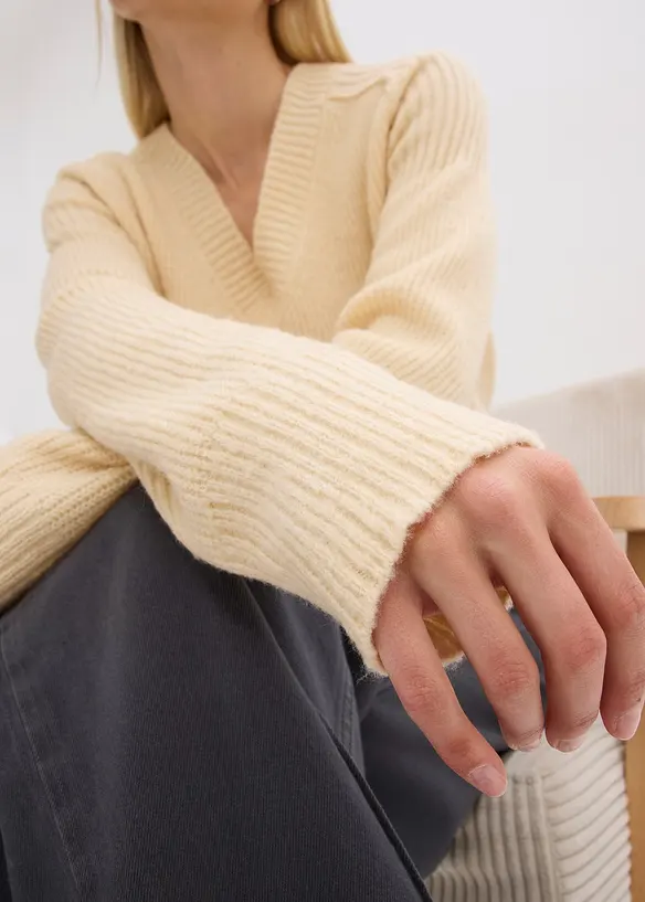 Pull col V oversize, bonprix