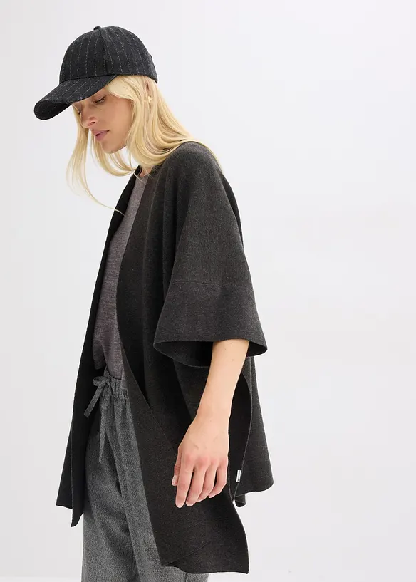 Cape oversize en maille, bonprix