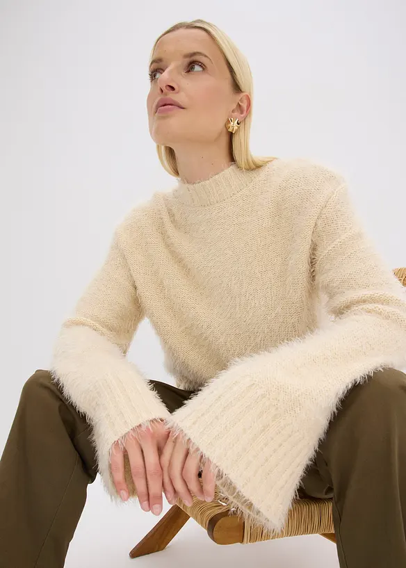 Pull boxy en maille poilue moelleuse, bonprix