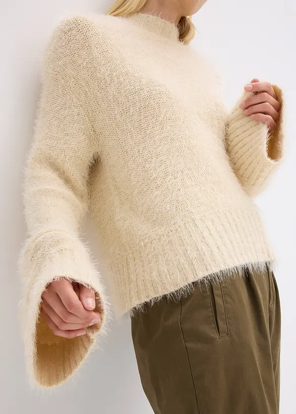 Pull boxy en maille poilue moelleuse, bonprix