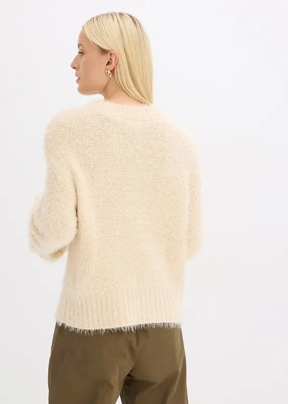 Pull boxy en maille poilue moelleuse, bonprix