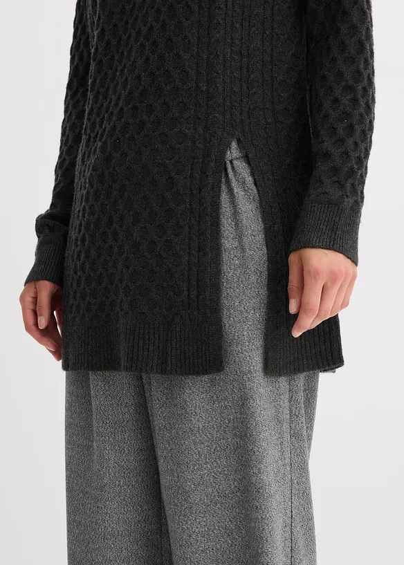 Pull long et fluide en viscose mélangée, bonprix