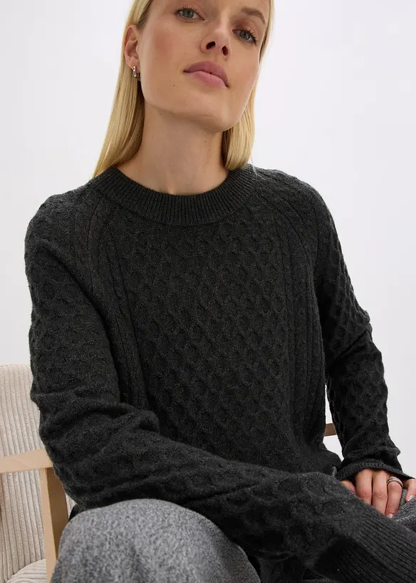 Pull long et fluide en viscose mélangée, bonprix