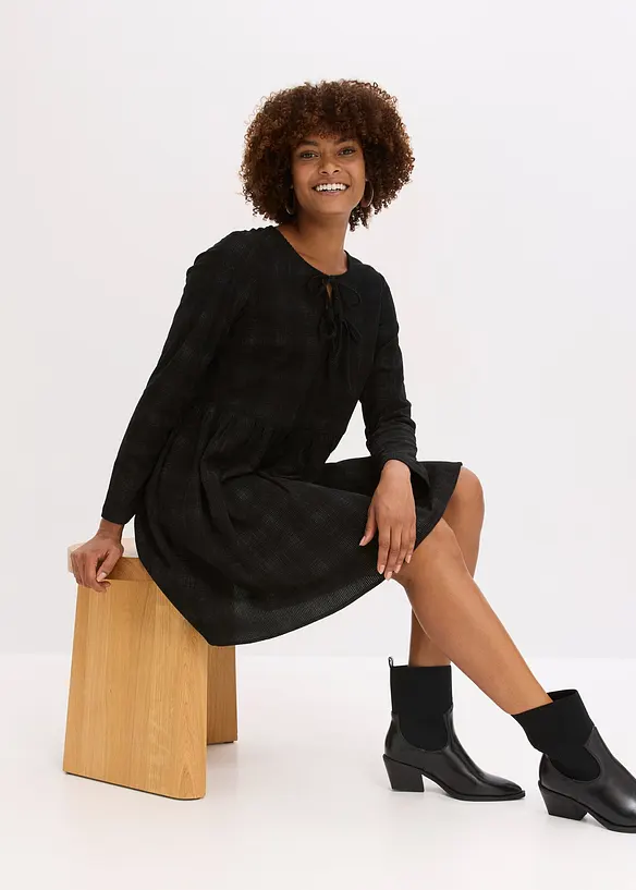 Robe courte en velours côtelé à carreaux, bonprix