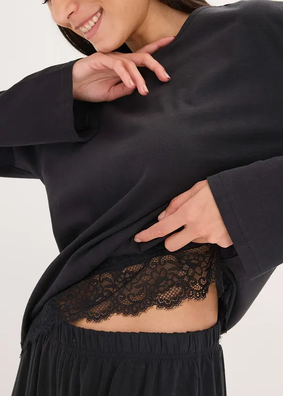 Pyjama orné de dentelle, bonprix