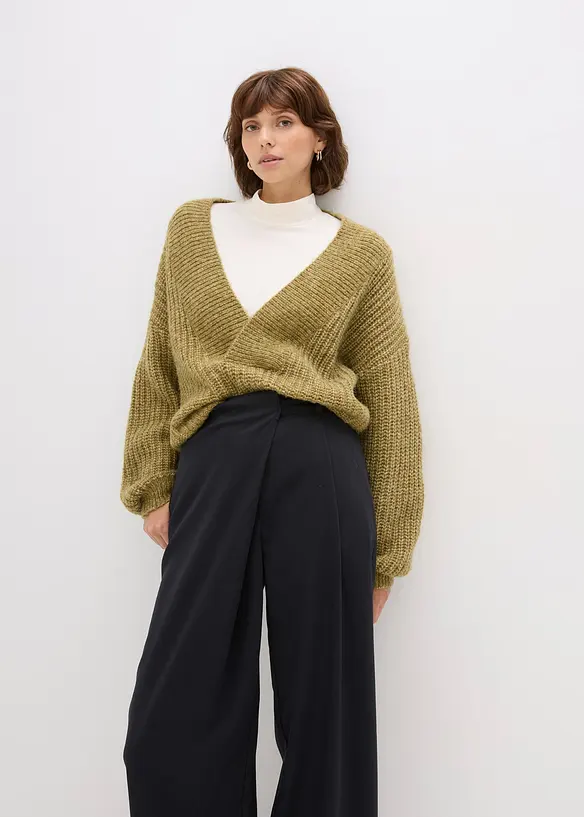 Pantalon large à pinces et fermeture croisée, bonprix