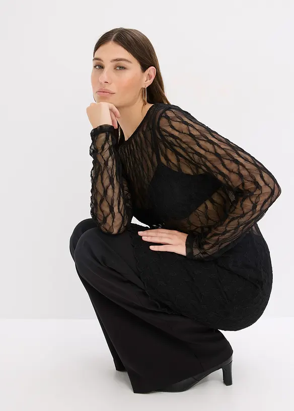 Robe courte en dentelle, bonprix