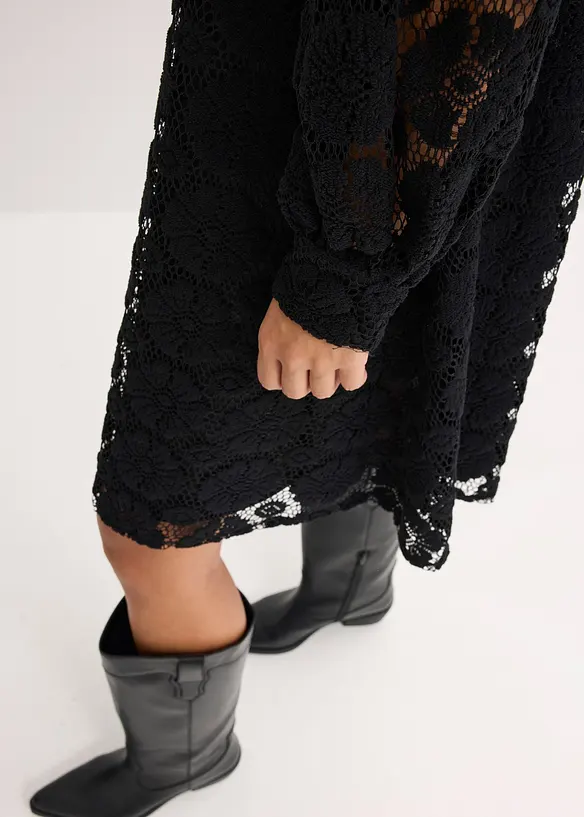 Robe courte en dentelle, bonprix