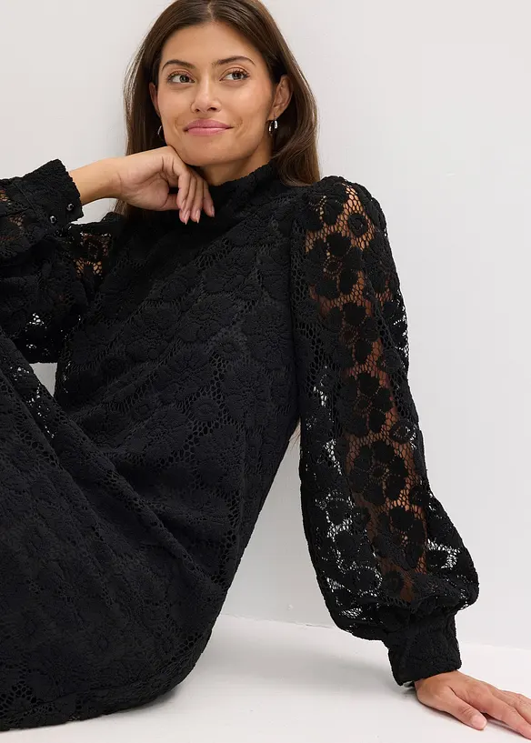 Robe courte en dentelle, bonprix