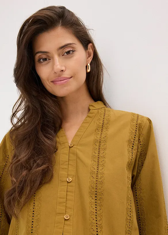 Chemisier en coton avec broderies anglaises, bonprix