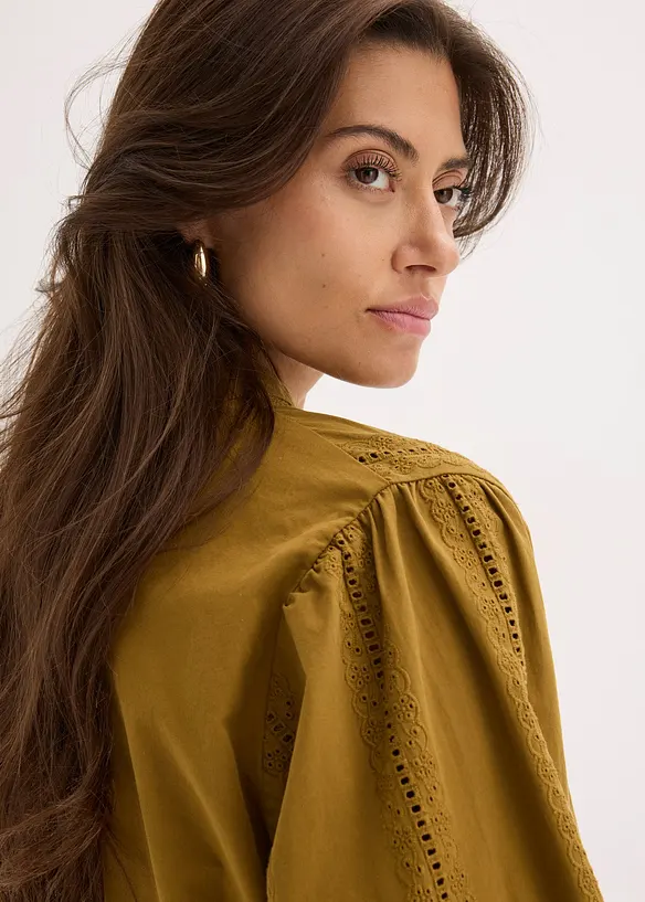 Chemisier en coton avec broderies anglaises, bonprix